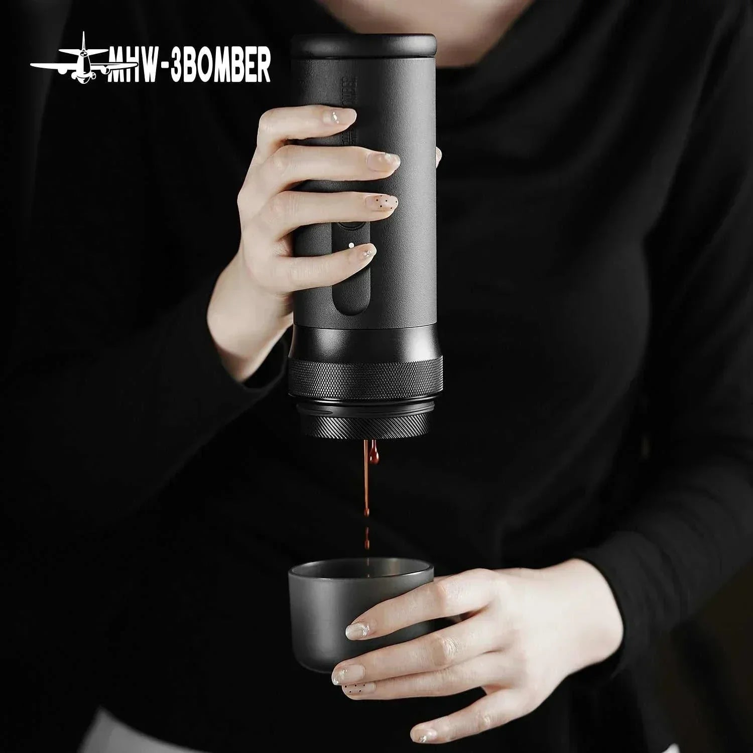 ماكينة Espresso كهربائية محمولة MHW-3BOMBER لون أسود ماكينة Espresso كهربائية محمولة MHW-3BOMBER لون أسود