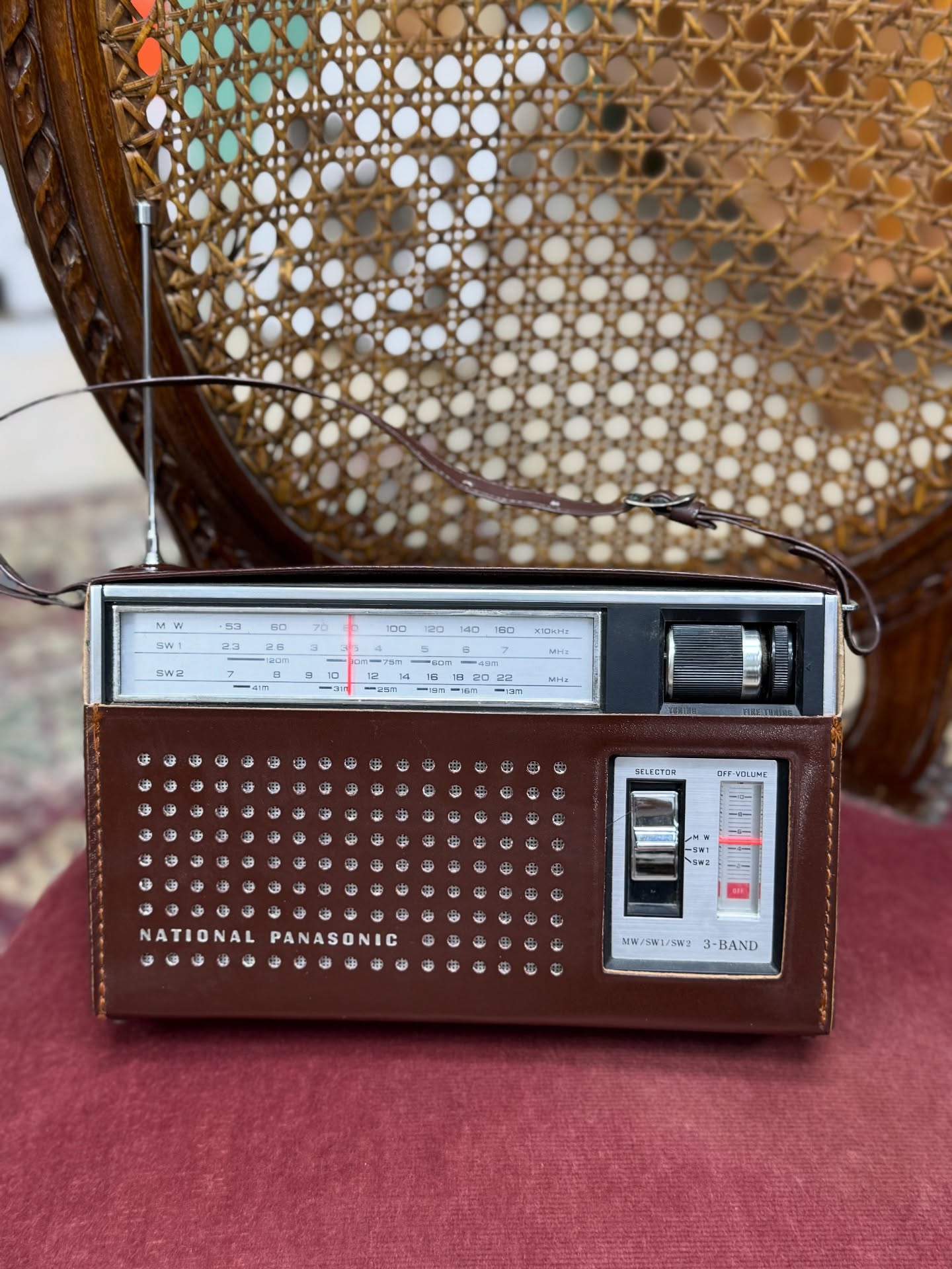 جهاز راديو محمول ثلاثي الموجات من ناشيونال باناسونيك R-312II MW/1SW/SW2 - جديد تمامًا، صنع في اليابان